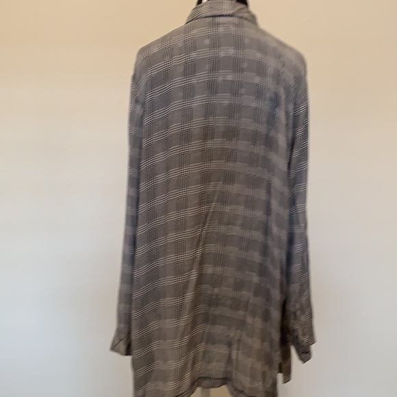 Two JJill long, Rayon shirts - Picture 7 of 8
